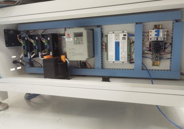 Router CNC R6090A Maintec